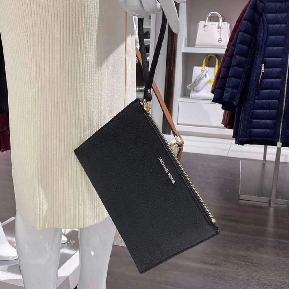 Michael Kors clutch